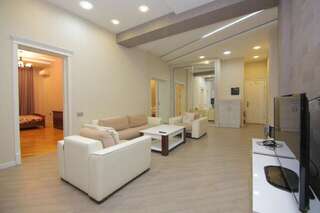 Апартаменты CENTR BAKU. 4 Bedrooms. Баку Апартаменты-58