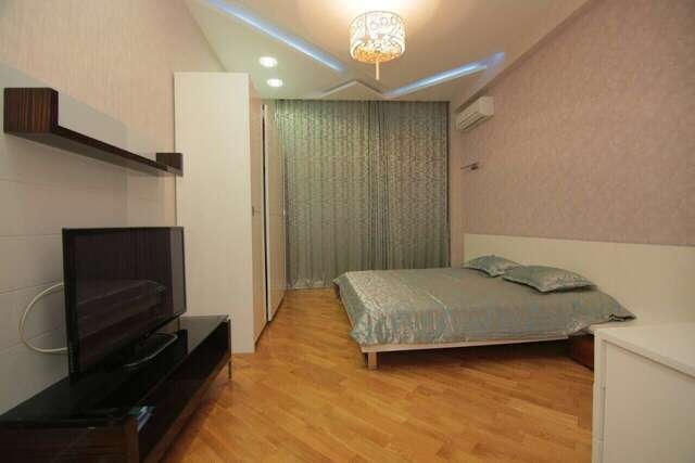 Апартаменты CENTR BAKU. 4 Bedrooms. Баку-23
