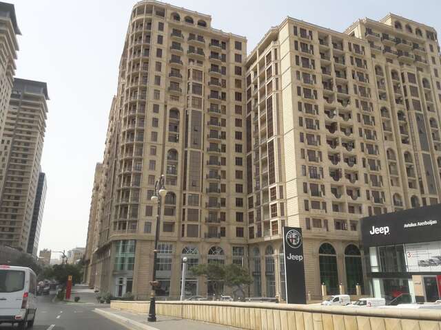 Апартаменты CENTR BAKU. 4 Bedrooms. Баку-36