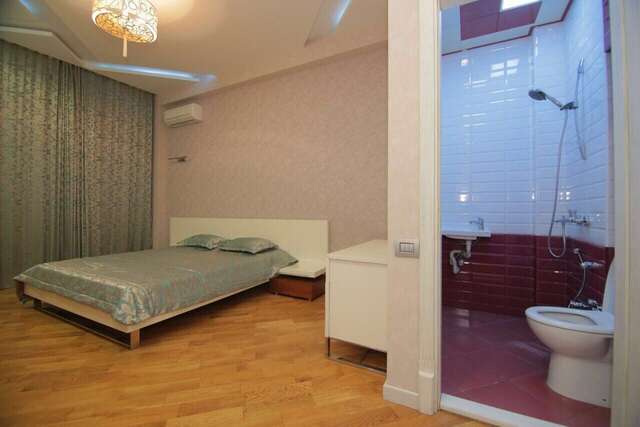 Апартаменты CENTR BAKU. 4 Bedrooms. Баку-6