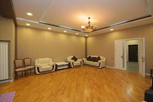 Апартаменты CENTR BAKU. 4 Bedrooms. Баку-43