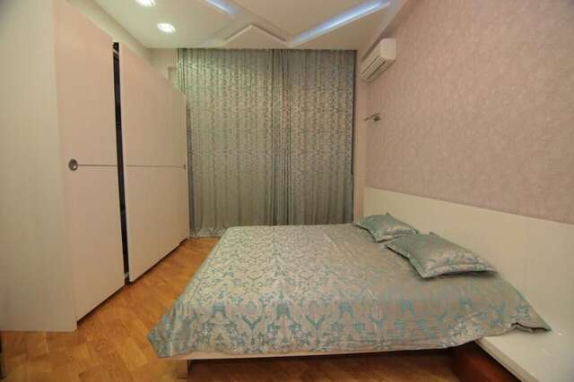 Апартаменты CENTR BAKU. 4 Bedrooms. Баку-55