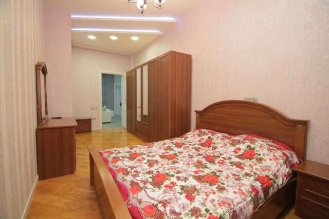 Апартаменты CENTR BAKU. 4 Bedrooms. Баку-58