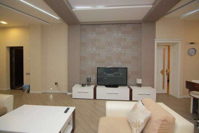 Апартаменты CENTR BAKU. 4 Bedrooms. Баку-8